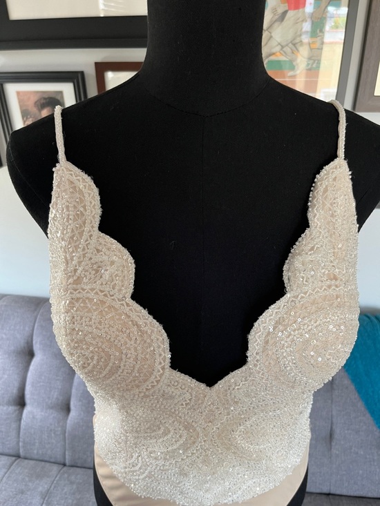 Catherine Deane Tops - NWT Catherine Deane Wesley Embellished Scallop Bodysuit, Size 10